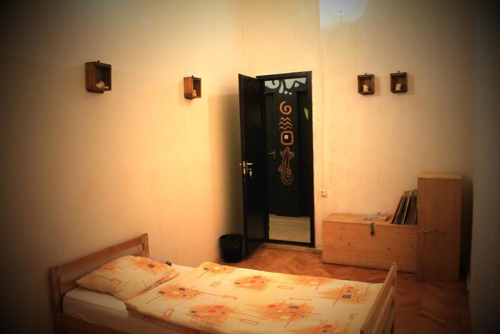 Downtown Hostel Budapest Esterno foto