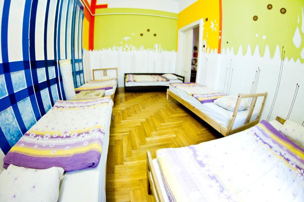 Downtown Hostel Budapest Esterno foto